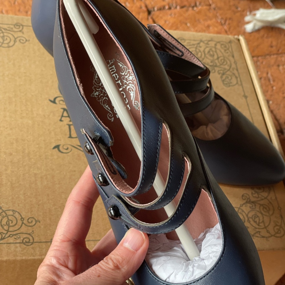 NIB American Duchess Bellatrix Edwardian Shoes in Navy - Picture 4 of 7